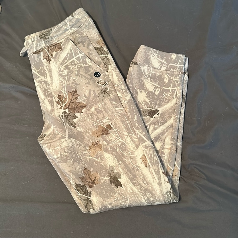Abercrombie & Fitch essential icon joggers camo